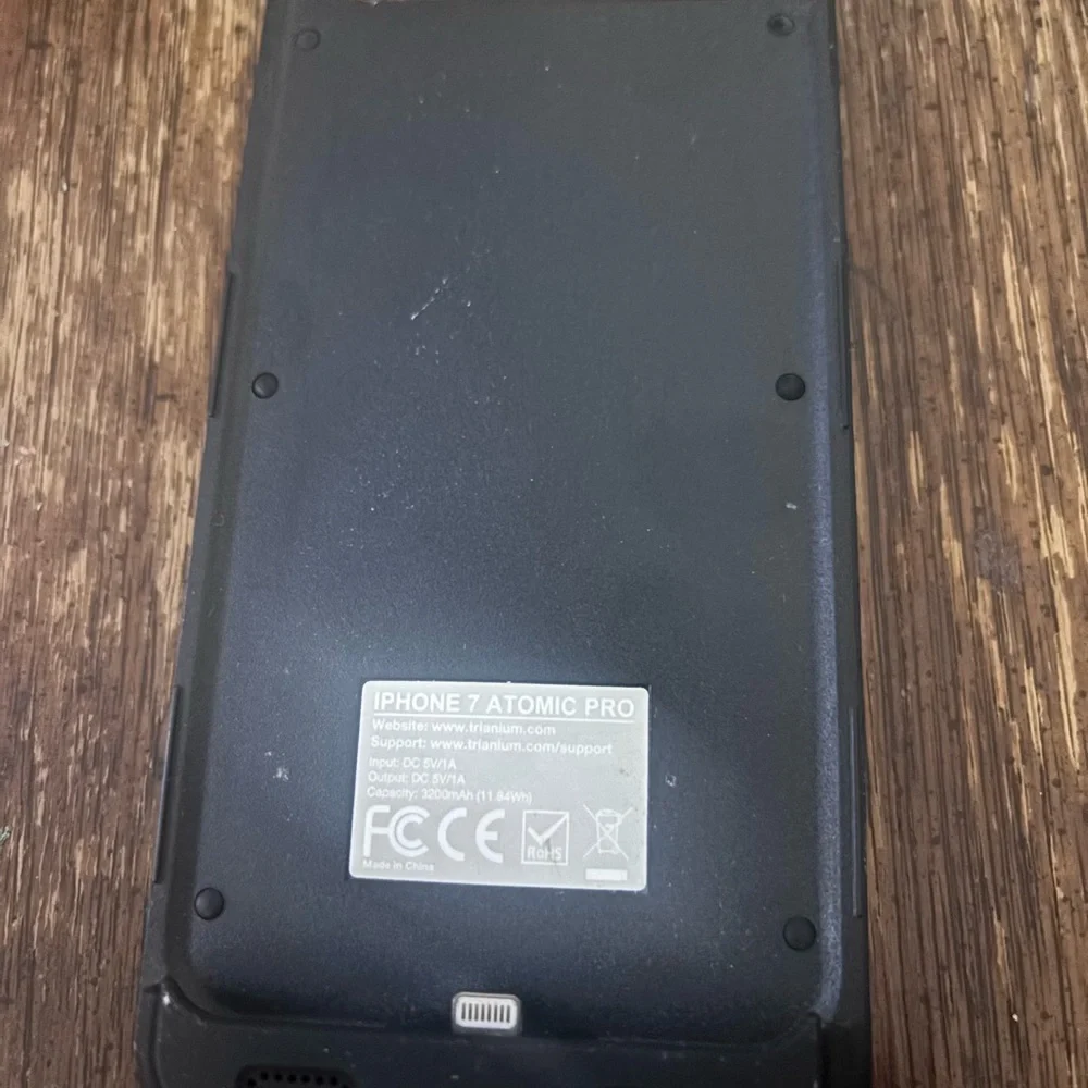 Trianium Black Power Bank iPhone 7 Battery Case from Amazon